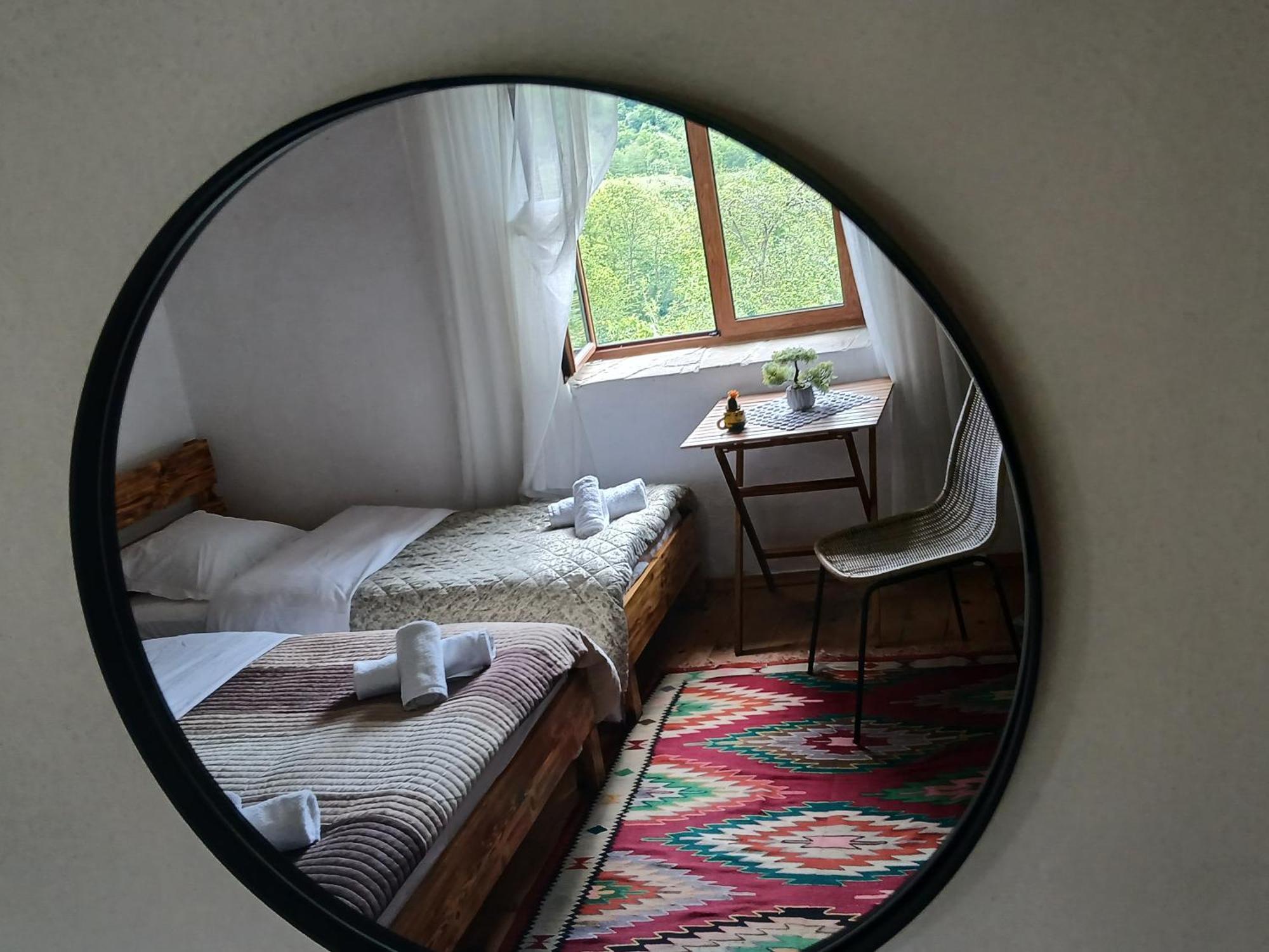 Bujtina Tusha Hotel Priska e Madhe ภายนอก รูปภาพ