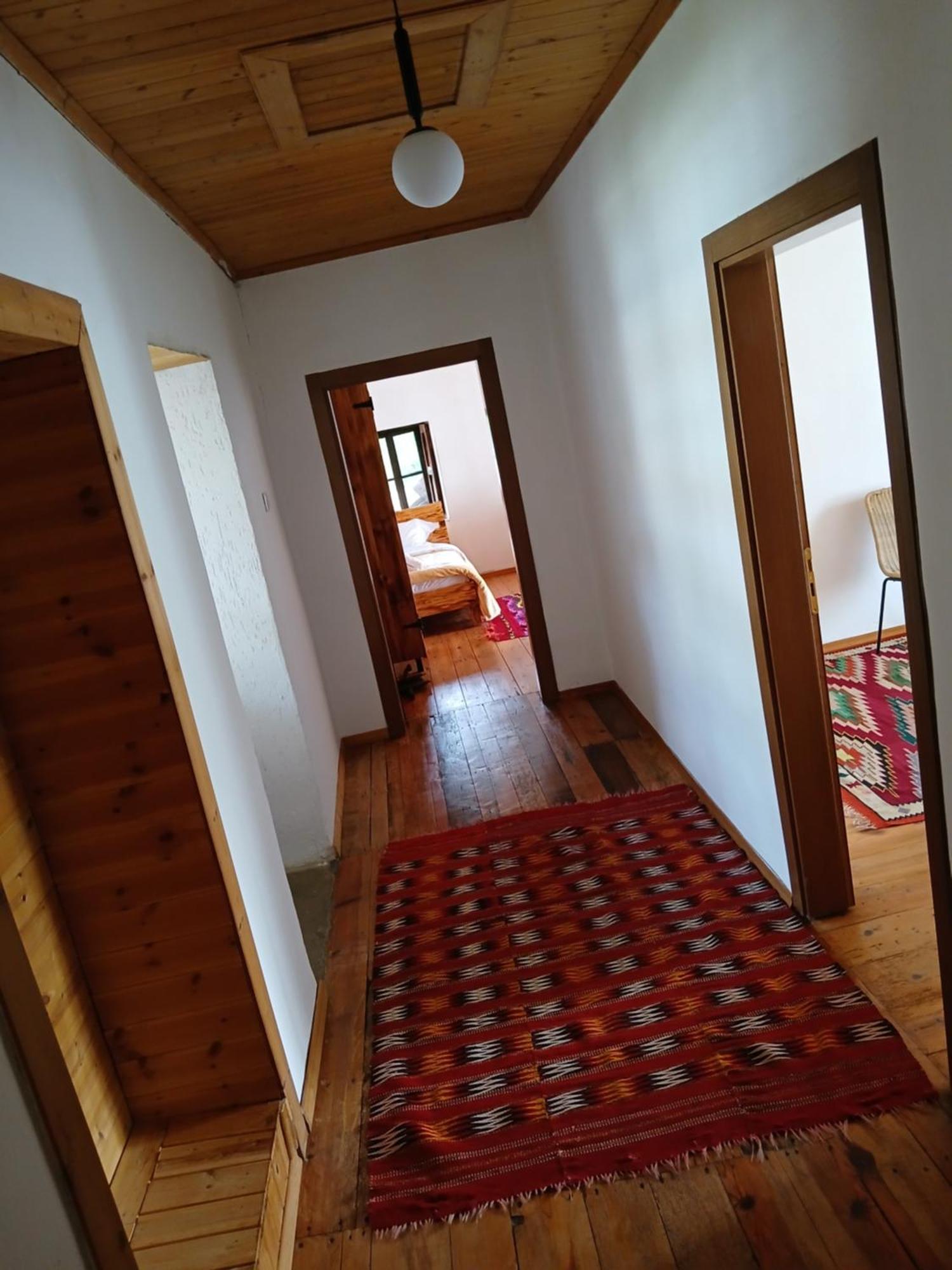 Bujtina Tusha Hotel Priska e Madhe ภายนอก รูปภาพ